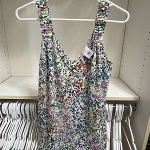 CAbi flowered rotation tank
